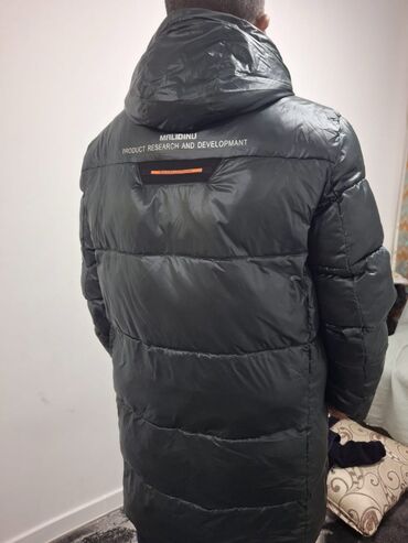 Другая мужская одежда: Стильная куртка зимняя, размер не подошёл. покупал за 12000, отдам за — 6