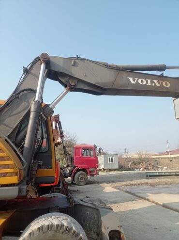 Yük maşınları: Volvo 180, 2011 il, motor 10 l, İşlənmiş — 13