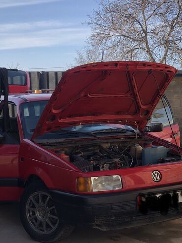 golf 1: Volkswagen Passat: 1991 г., 1.8 л, Механика, Бензин, Универсал