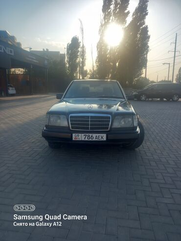 w124 ешка: Mercedes-Benz W124: 1993 г., 2.2 л, Механика, Бензин, Седан