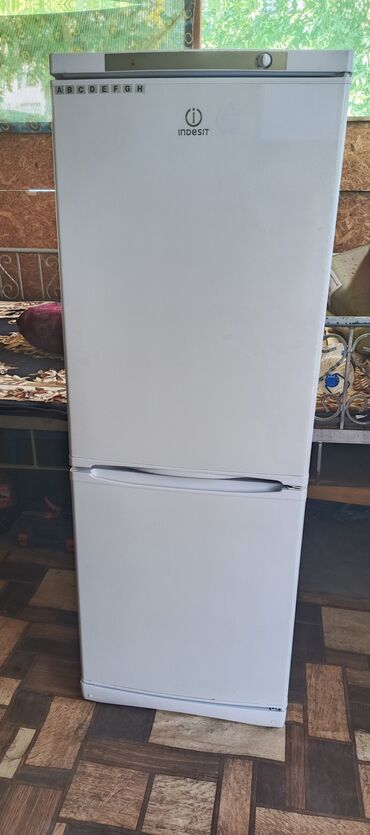 хочу продать холодильник: Муздаткыч Indesit, Колдонулган, Эки камералуу, Total no frost, 50 * 200 * 50