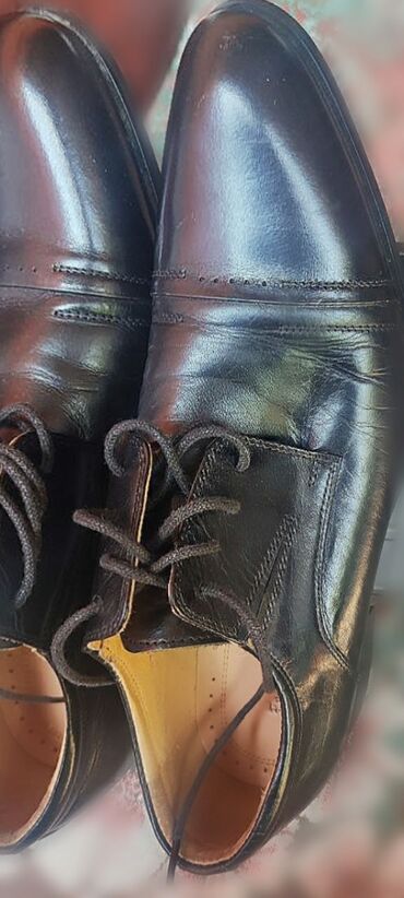 кросовки кожа: Продаю оригинальные кожанные туфли от Franco Bellucci.Носил пару раз