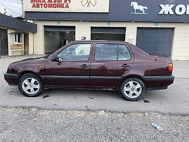 belarus 892 2: Volkswagen Vento: 1994 г., 1.8 л, Механика, Бензин, Седан — 1