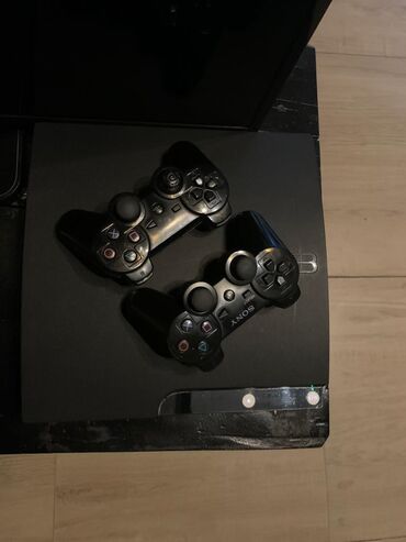 PS3 (Sony PlayStation 3): PlayStation 3
Пршитый