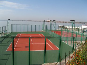 Другое для спорта и отдыха: Заказать покрытие для теннисного корта Большой и настольный теннис —