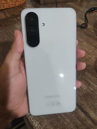 iphone 6 64: Samsung Galaxy A56 5G (модель SM-A566E/DS), белый память 256 — 5