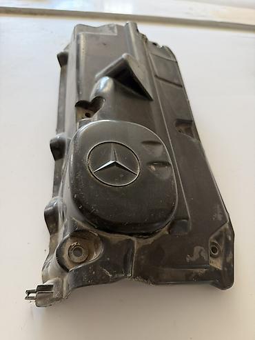 клапан мот: Крышка декоративная двигателя Mercedes-Benz - Оригинальная — 1