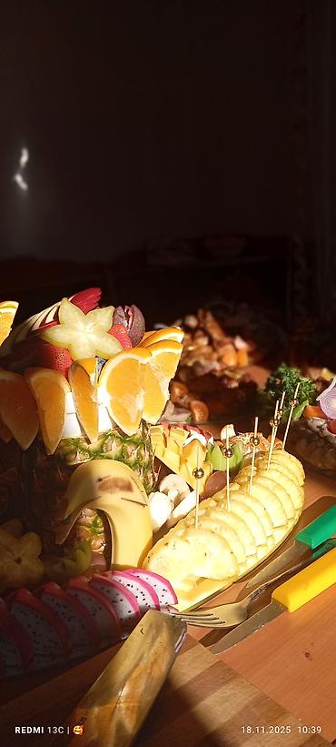 Готовые блюда, кулинария: Салаты и холодные закуски - Цезарь с креветками: хрустящие листья — 11