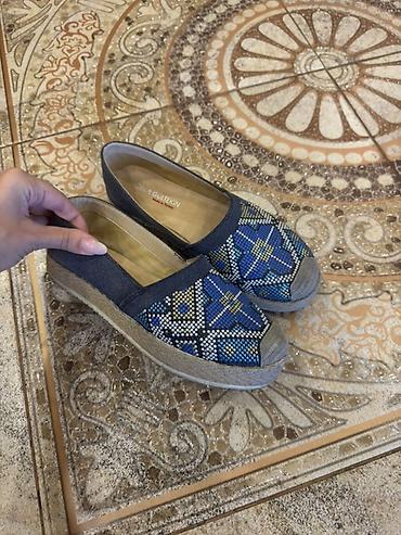 Женская обувь: CELAL GÜLTEKİN qadın espadrilləri - Model: slip-on espadril - Rəng və — 1