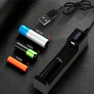 Ostali proizvodi za kuću: Nov punjač za Litium-Jonske baterije. Ima indikator punjenja dok puni — 4