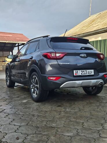 Kia: Kia Stonic: 2018 г., 1.6 л, Дизель, Кроссовер — 1