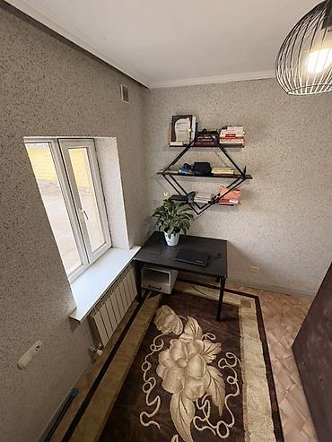 Продажа коттеджей и домов: Пол дома с участком и двором - Пол дом на огороженной территории — 4