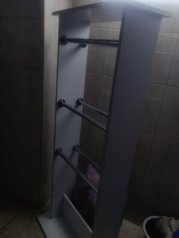 современный письменный стол для школьника: Этажерка для ванны, ЛДСП