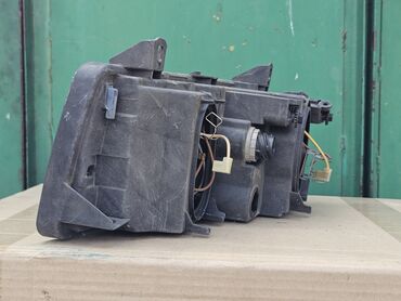 Передние фары: Передняя правая фара BMW 1995 г., Б/у, Оригинал, Германия — 14