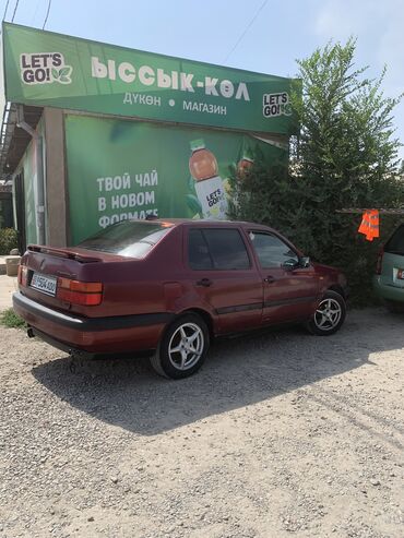 дроссельная заслонка стоимость: Volkswagen Vento: 1993 г., 1.8 л, Механика, Бензин, Седан