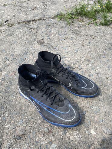 спортивные обуви: Air_Zoom сароконожки,синие,хорошее качество оригинал Играл только