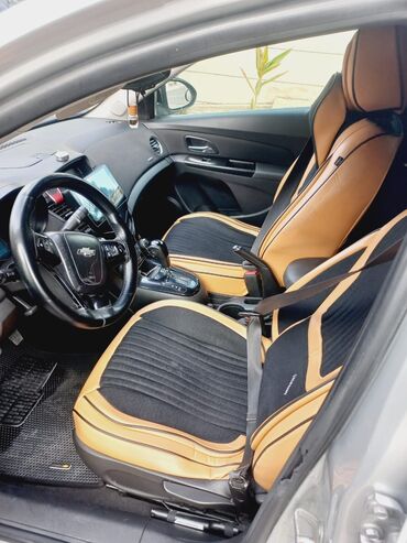 Chevrolet: Ili 2014 yaxsı veziyyetdedir.Tecili satıldığı üçün bu qiymete — 7