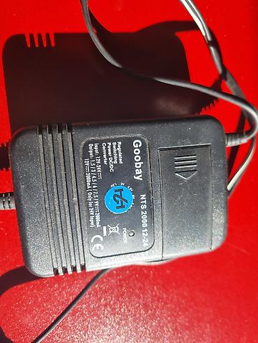 perac podova: DC-DC auto pretvarač/adapter za utičnicu upaljača - Brend: Goobay / — 2
