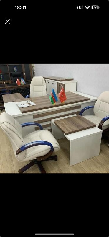 Mebel: Yeni, Müdir üçün, Künc masa
