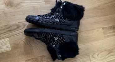 black cats jordan 4: Ankle boots, 40