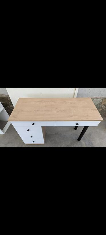 столик с полками: Стол, цвет - Белый, Новый