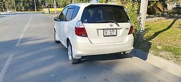 дайхатсу сирен: Honda Fit: 2005 г., 1.3 л, Вариатор, Бензин, Хэтчбэк — 2
