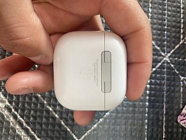 honor 9d: Беспроводные наушники-вкладыши, Apple, AirPods 4, Б/у — 2