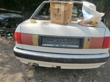 сиденье степвагон: Audi 80: 1993 г., 2.3 л, Автомат, Бензин, Седан