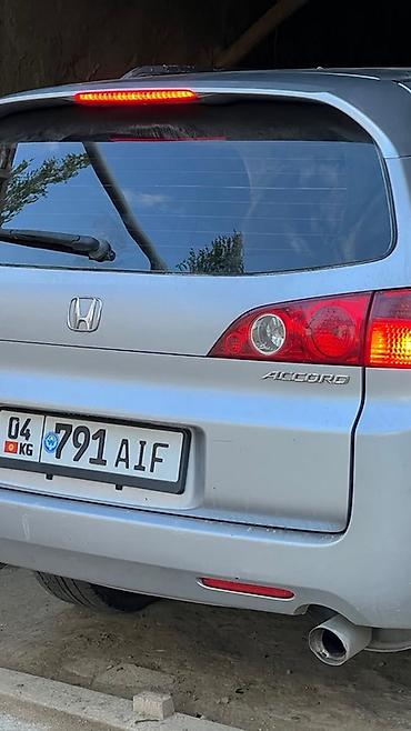 значок на мерс: Honda Accord: 2003 г., 2.4 л, Автомат, Бензин, Универсал — 3