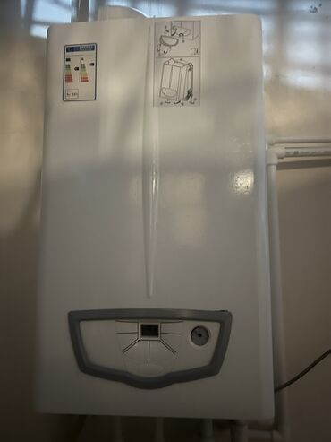 Dekorativ divar panelləri: 24 kw işlek vezıyyetde Immergas kombısı satılır,endırımden sızde