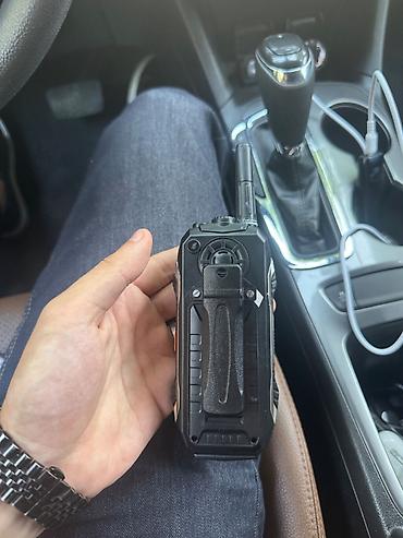 k19 mobile: Hope K19 düyməli mobil telefon. Cihaz 4 nömrə qəbul edir, həmçinin — 6