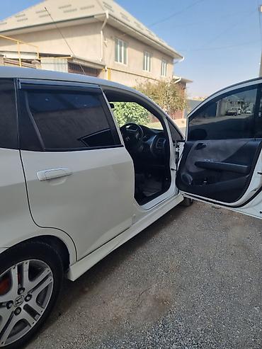 митсубиси спайк стар: Honda Fit: 2002 г., 1.3 л, Автомат, Бензин, Хэтчбэк — 5