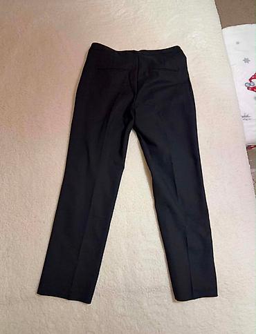 sandale ecco: Potpuno ocuvane, elegantne pantalone na peglu, broj 40. Od gospodje — 3