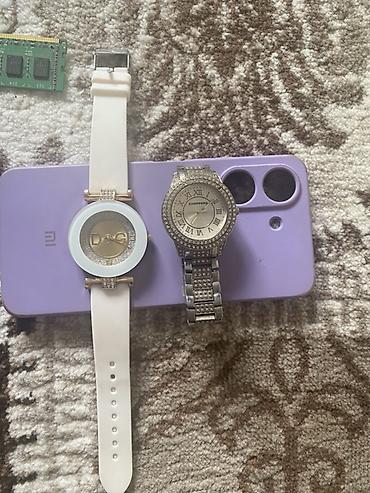 Другие аксессуары для мобильных телефонов: Лот электроники и аксессуаров: - Смартфон Samsung Galaxy S II — 7