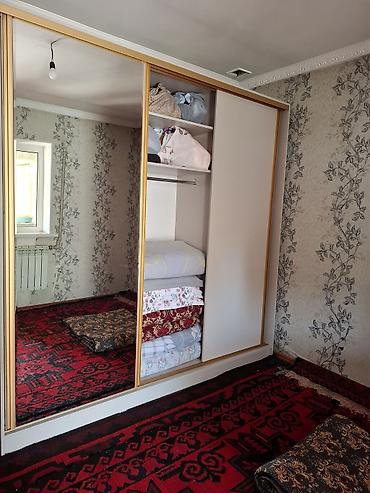 гкафы: Шкаф-купе с зеркальной центральной дверью - Трёхдверная система — 3