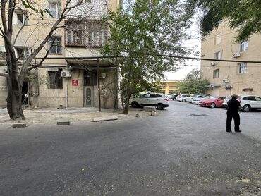 Digər kommersiya daşınmaz əmlakı: 7-ci mikrorayonda,Azadlıq metrosunun yanı,Faxralı xəngəl evinin -da lalafo.az — 11 Digər kommersiya daşınmaz əmlakı: 7-ci mikrorayonda,Azadlıq metrosunun yanı,Faxralı xəngəl evinin — 11