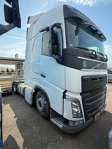 Транспорт: Тягач, Volvo, 2016 г., Без прицепа — 3
