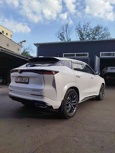 aiways u5: Changan Uni-Z: 2025 г., 1.5 л, Робот, Бензин, Кроссовер — 4
