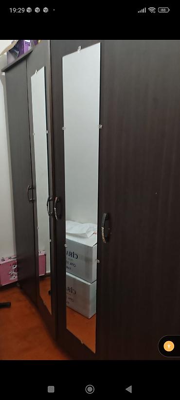 Mebel: İşlənmiş, 4 qapılı, Güzgülü, Qəhvəyi, Taxta, Açılan, Düz dolab — 4