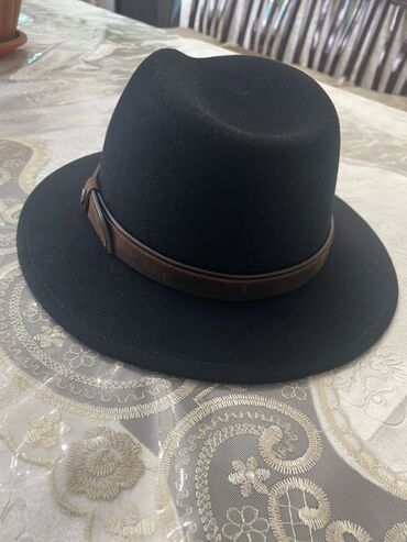 обувь ручной работы бишкек: Продается шапка привозной. Размер м 57см