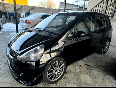 Honda: Honda Fit: 2007 г., 1.5 л, Механика, Бензин, Универсал