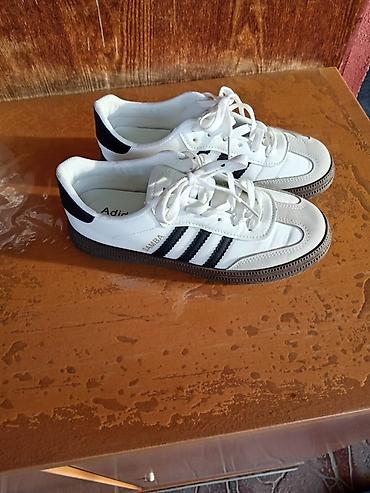 Кроссовки и спортивная обувь: Adidas Samba kişi/kadın idman ayaqqabısı - Rəng: ağ üst hissə, qara — 1
