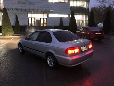 Honda: Honda Civic: 1999 г., 1.5 л, Автомат, Газ, Седан — 2