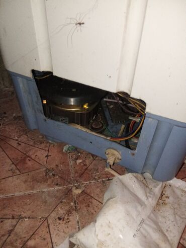 Paltaryuyan maşınlar: Paltaryuyan maşın Artel, 5 kq, İşlənmiş, Avtomat, Qurutma var, Kredit var, Ünvandan götürmə — 10