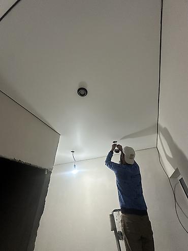 Натяжной потолок: Натяжной потолок Глянцевое, Матовое, 3D потолки Гарантия, Бесплатная консультация, Бесплатный замер — 4