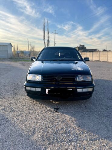 продажа ивеко дейли: Volkswagen Vento: 1998 г., 2 л, Механика, Бензин, Седан