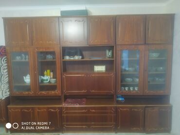 Другие мебельные гарнитуры: Продаю стенку румынская цена 35000 сом