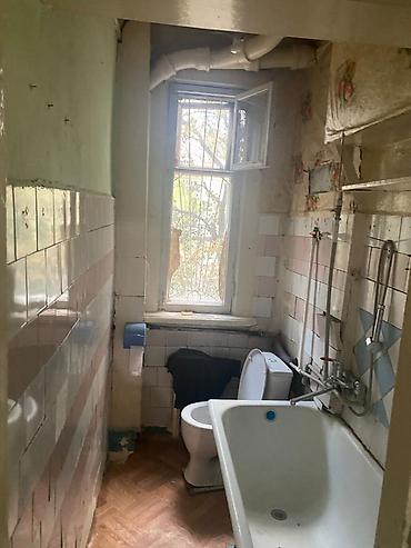 бассейн бассейн: 3 комнаты, 67 м², 1 этаж, Старый ремонт — 5