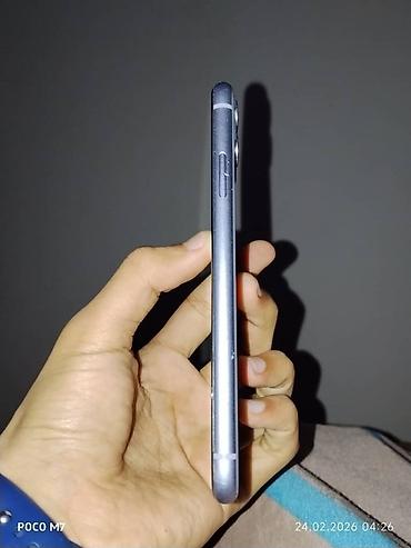 Apple iPhone: IPhone 11, Б/у, 64 ГБ, Чехол, 56 % — 4