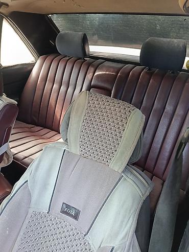 bmw m235i: Mercedes-Benz 190: 1986 г., 2 л, Механика, Седан — 9